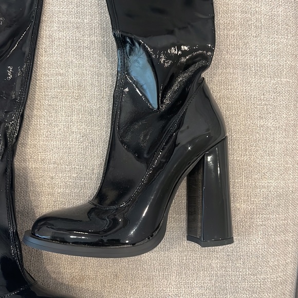 Black patent leather boots - Picture 2 of 2
